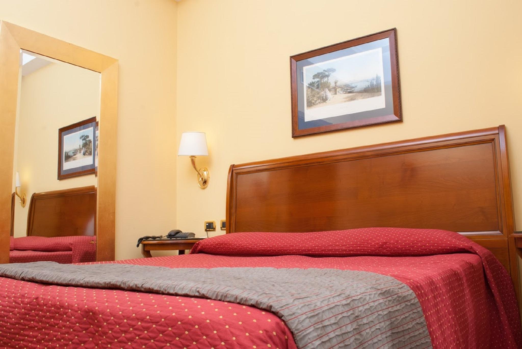 Le Cheminée Business 4* Napoli