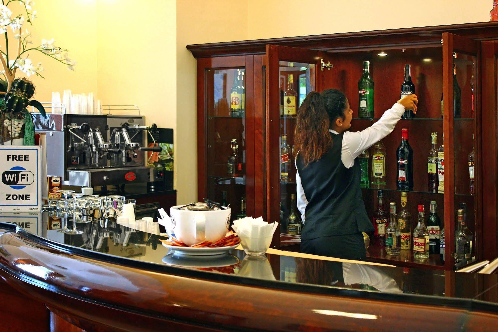 Le Cheminée Business 4*